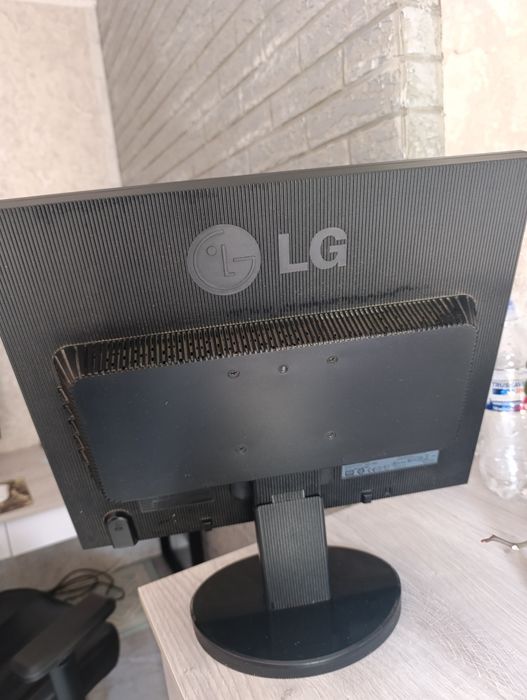 Продаю монітор не дорого