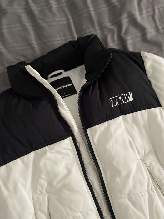 Курточка  біла  tally weijl