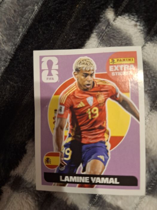 Extra stricker yamal