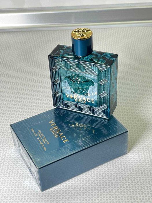 Парфуми Versace Eros