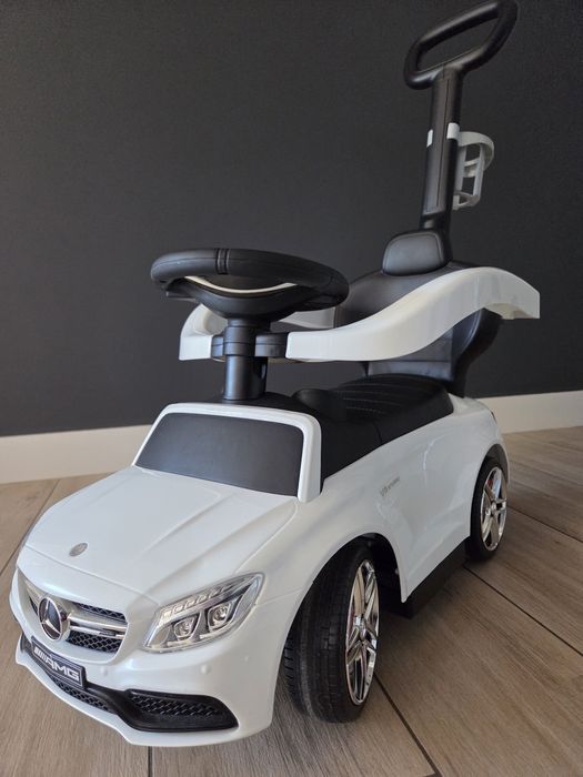 Samochód jeździdełko