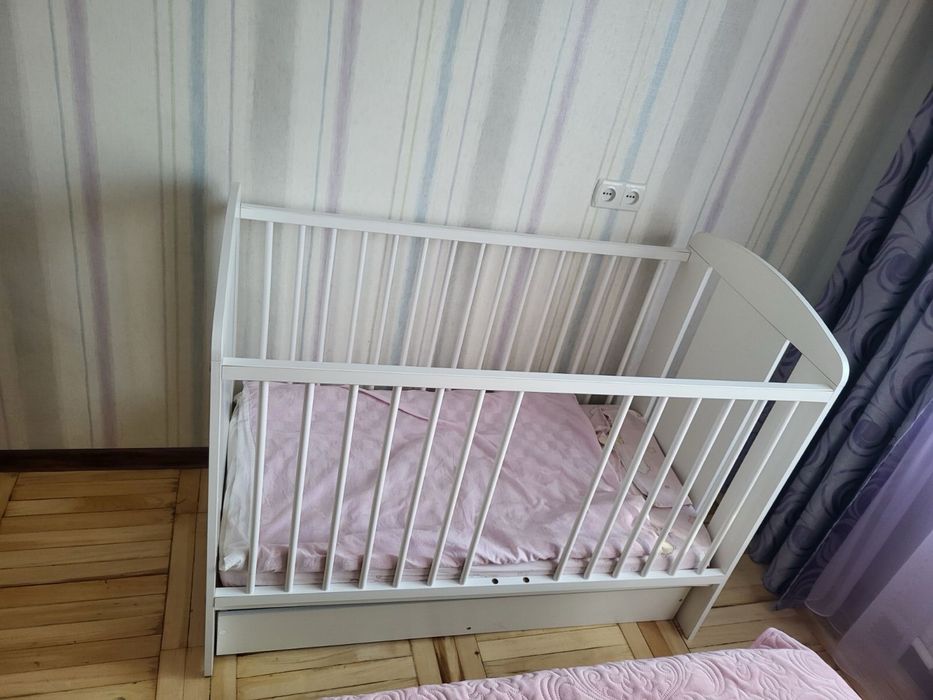Дитяче ліжко дитяче ліжечко