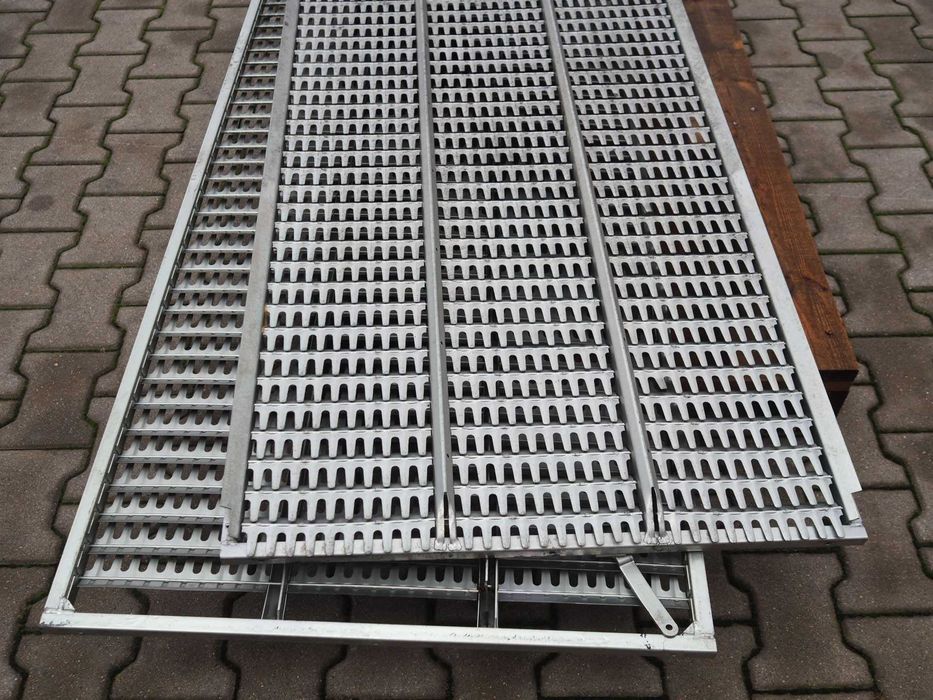 Claas Trion, Lexion - sita do kukurydzy, blaszkowe, żaluzjowe