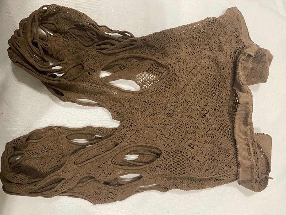 Rajstopy pończochy brązowe podarte