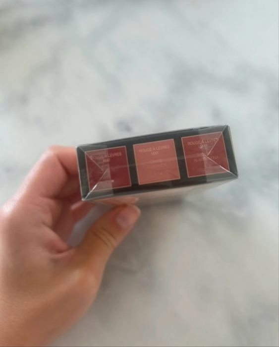 Pomadki Gucci Transfer Proof Matte Liquid Lip Colour Lipstick szminki