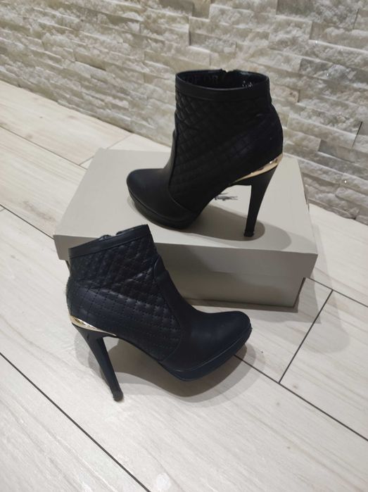 Botki damskie lekko ocieplane rozmiar 37