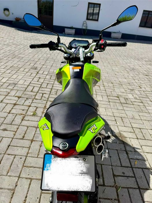 Benelli TNT 125 Verde