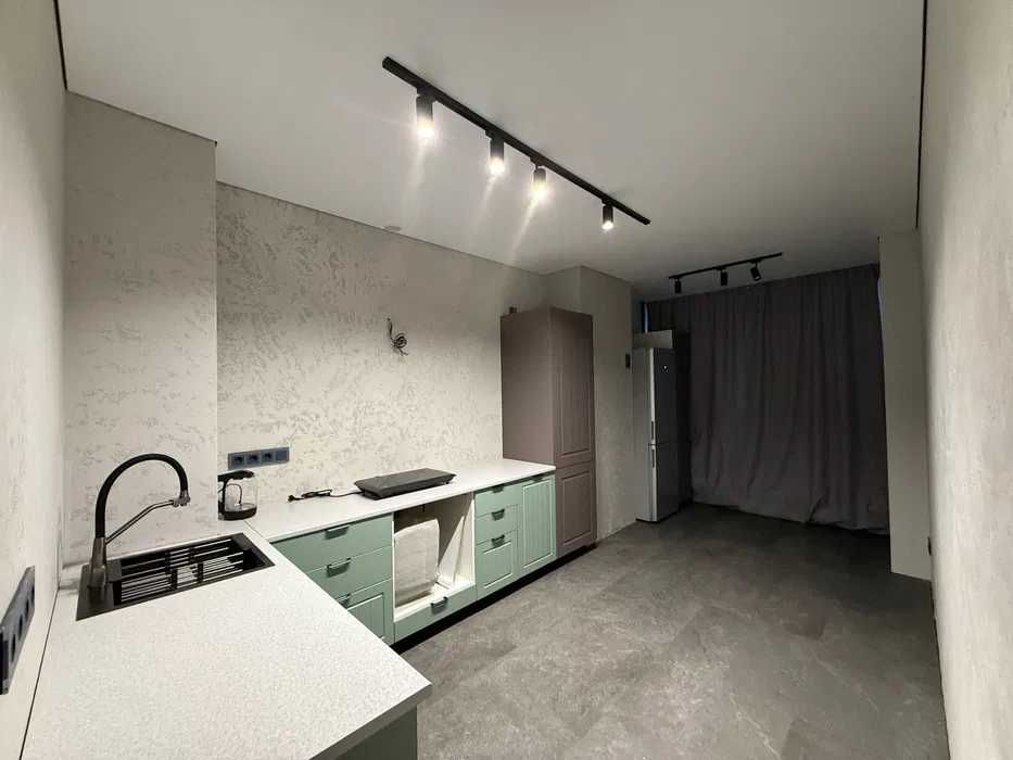 Ніхто не жив! Простора квартира з ремонтом. При вїзді. Газ.