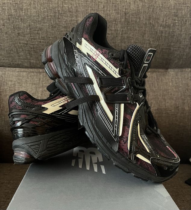 Кросівки New Balance 1906A Black Dragon Berry - U1906AD
