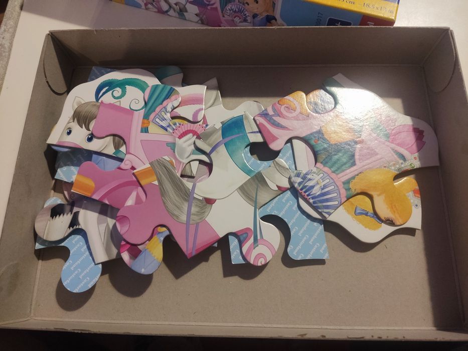 Puzzle księżniczki 12 extra big castorland