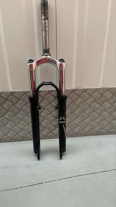 Suspensão Marzocchi 26