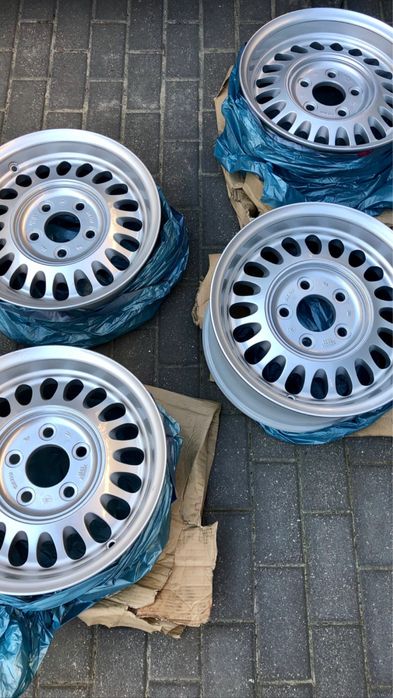 Felgi metryczne jaguar xj40 zabytkowe michelin trx 390