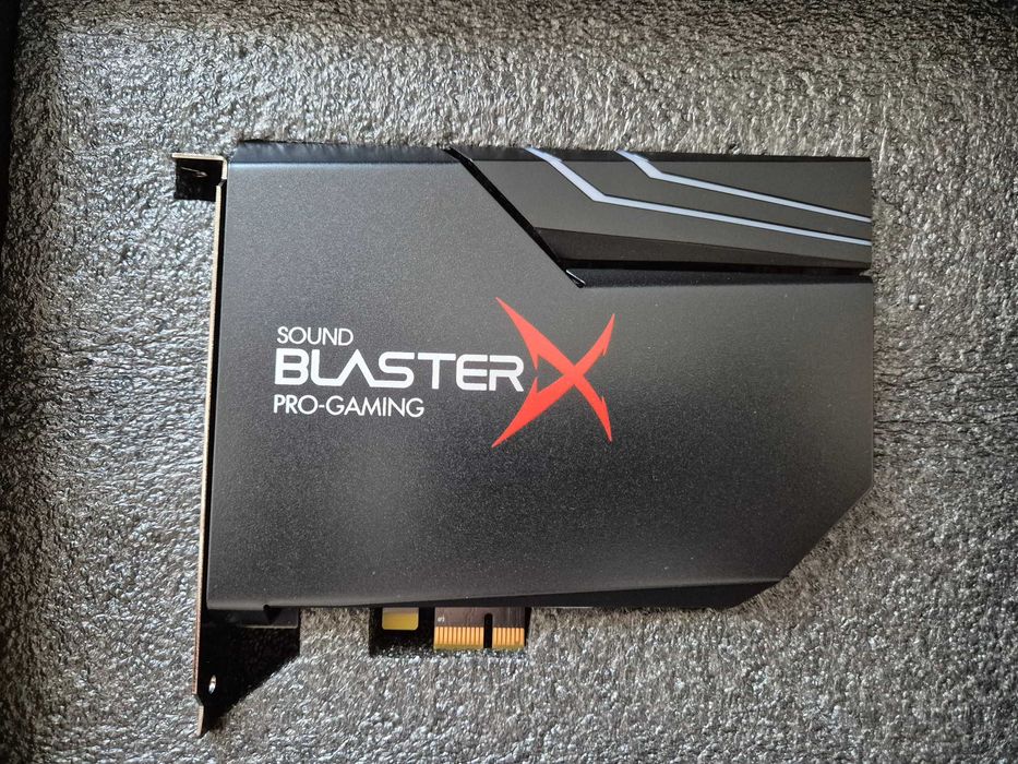 Placa de Som Creative Sound BlasterX AE-5 Plus
