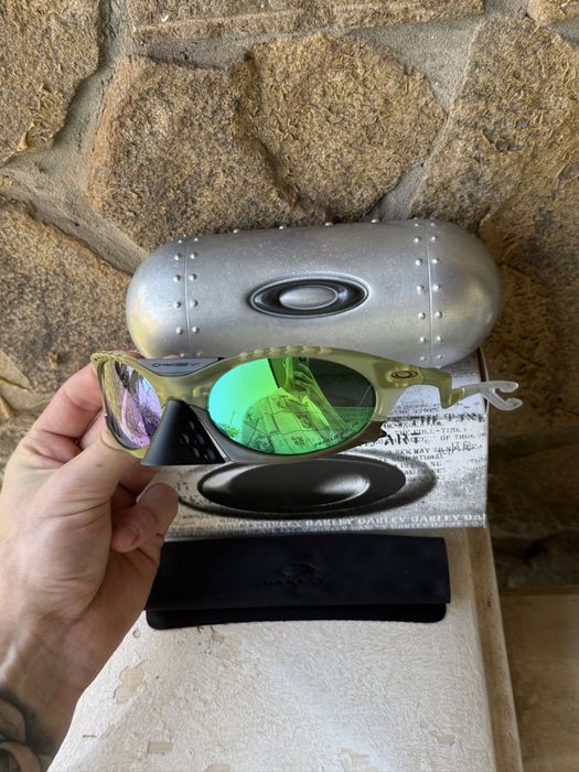 Oakley Plantaries