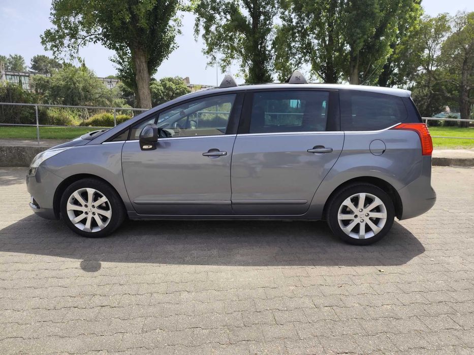 Peugeot 5008 Top de linha / topo de gama