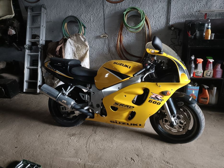 Suzuki GSXR 600r SRAD