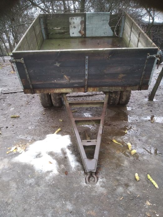 Прицеп тракторний