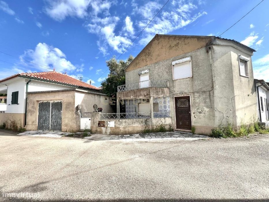 Afetação: Arrecadação - casa com garagem e terreno, Ortiga, Mação – Pr