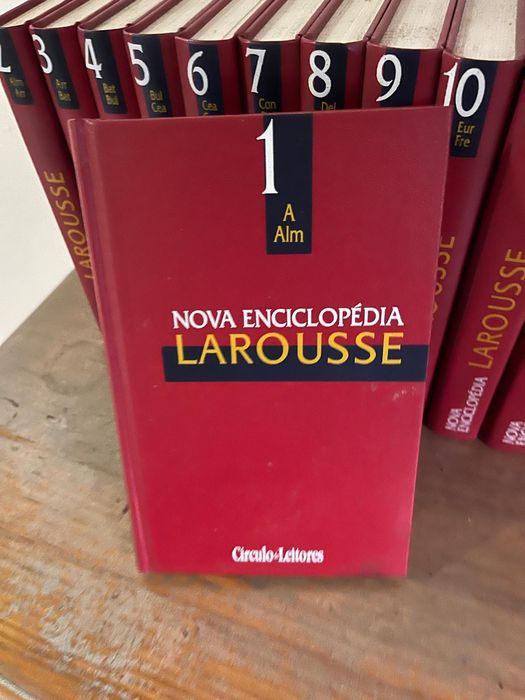 Nova Enciclopédia Larousse