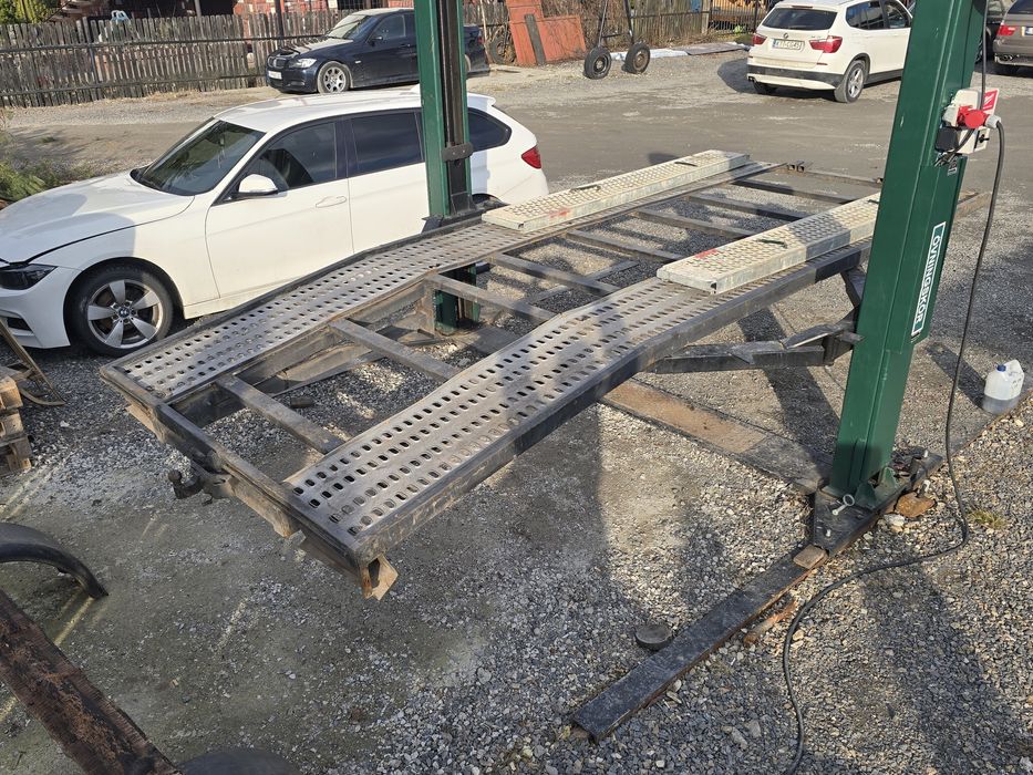 Zabudowa laweta autolaweta najazd trapy sprinter iveco