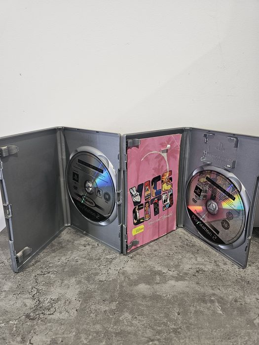 GTA Vice City e GTA Liberty City Stories PS2
