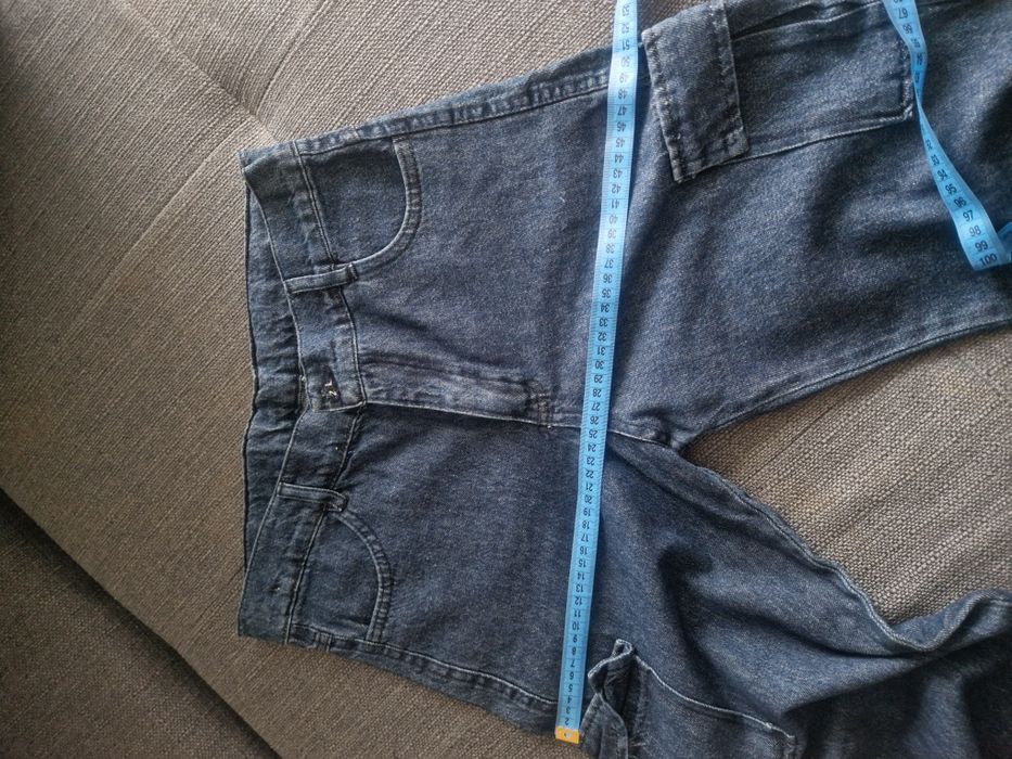 Джинси широкі на дівчинку підлітка