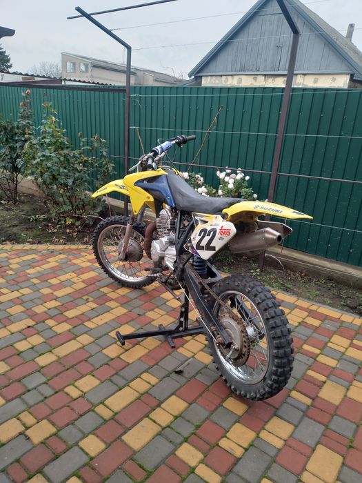 Кроссовый мотоцикл