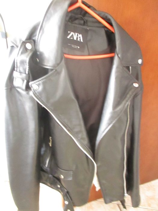 Roupa - casaco de cabedal