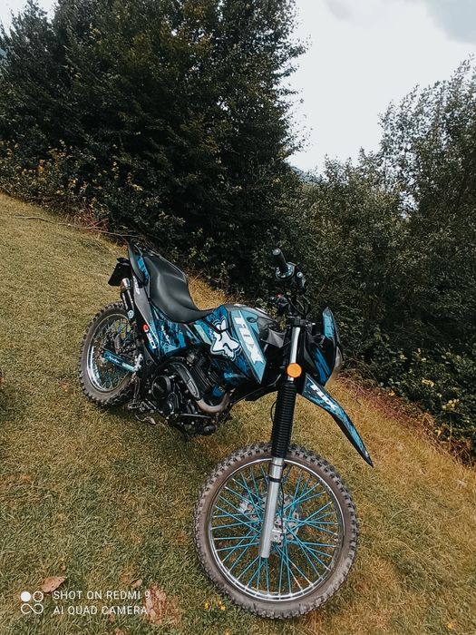 Продам шінерай 250 6с срочно,  ідеальний стан.