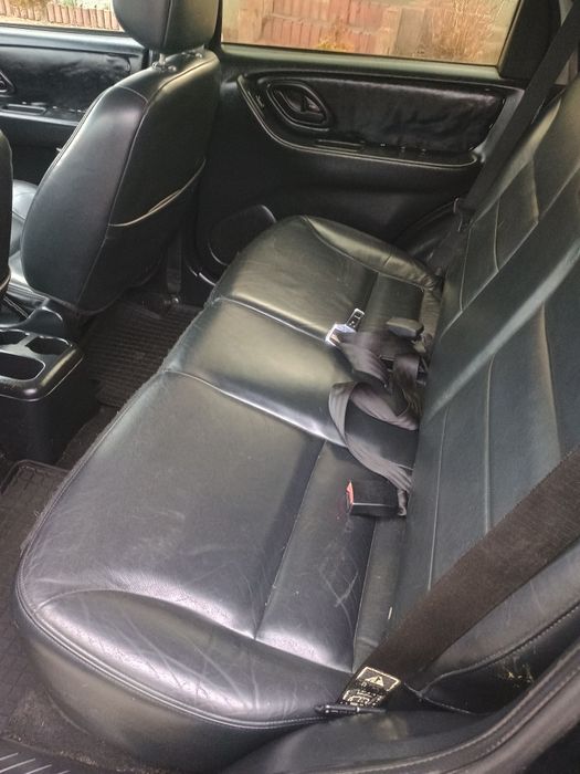 Sprzedam Ford Maverick 2.0 B+G 4×4