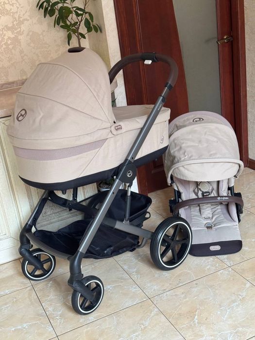 Cybex balios 2025 року 2 в1  в ілеальному стані