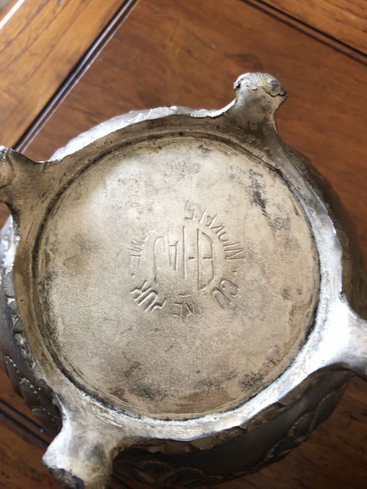 Peça  com banho de prata muito antiga