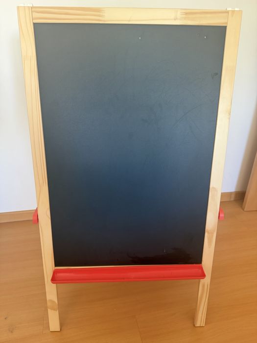 Quadro Multifuncional Giz - Quadro Branco - folha
