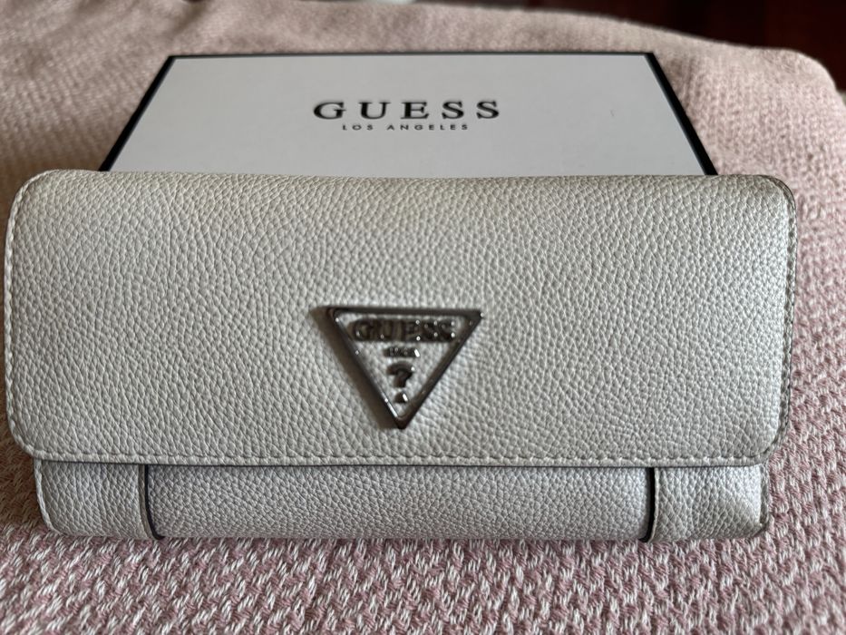 Carteira Guess oficial