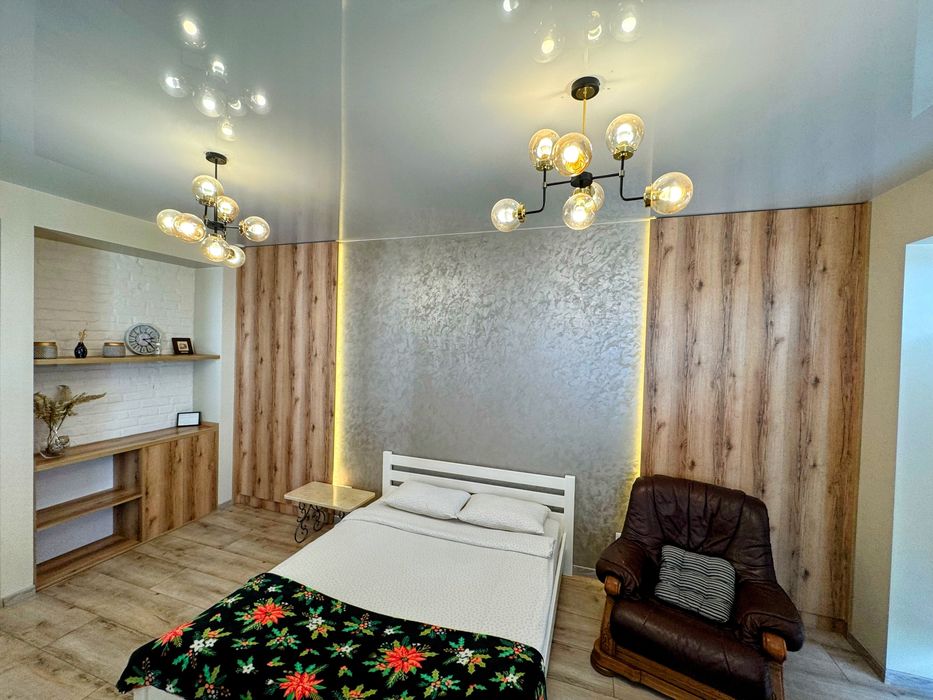 Подобово оренда Квартира у центрі, ЖК Театральний2+1,2+2