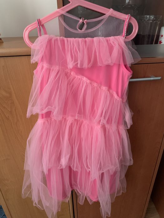 Sukienka reporter young