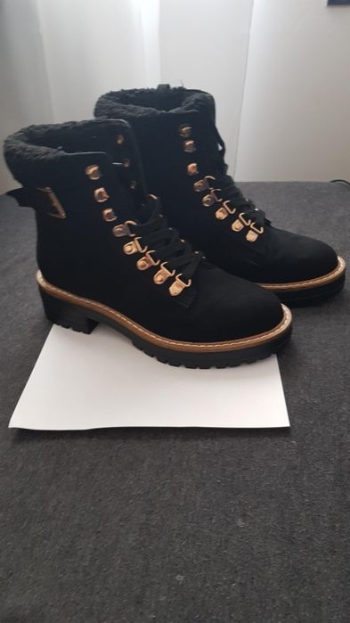 Botas de mulher Tamanho 36 em pele e camurça