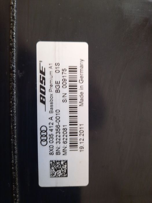 Głośnik subwoofer bagażnika BOSE 8X0035412A  A1 S1 8X oryginał EU