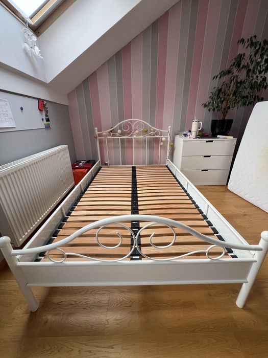 lozko 120x200 ze stelażem (mozliwość z materacem)