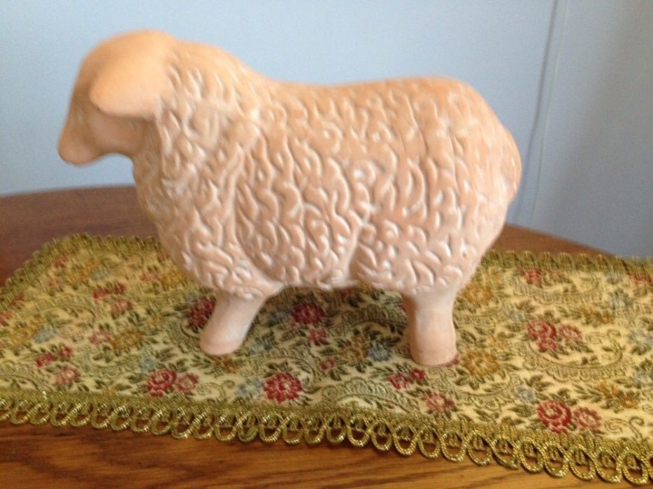 Baranek, baran - figurka