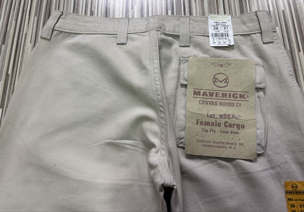 Spodnie damskie bojówki 28/31 pas 71 cm Maverick Lee beż niwe