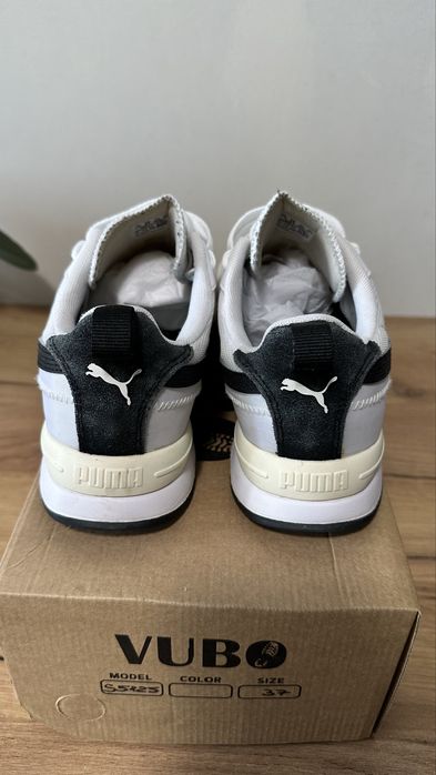 КРОСІВКИ PUMA R78  43 розмір