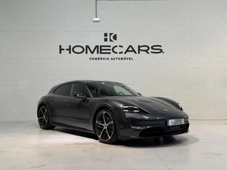 Porsche Taycan Cross Turismo 4