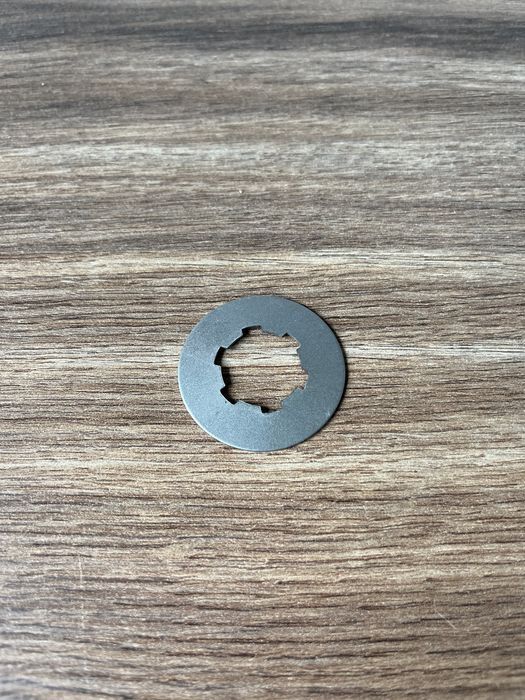 NOWA podkładka zabezpieczenie wałek zdawczy JAWA 50 OGAR 200 WSK 125