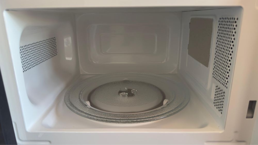 Microondas kunft KMW4459