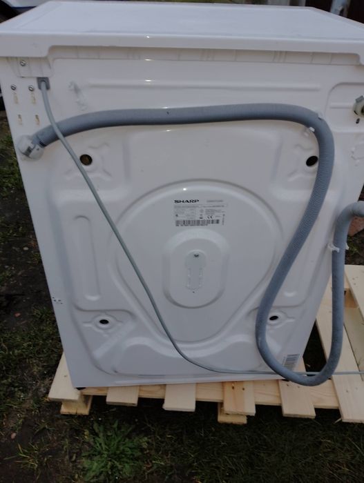 Pralka Sharp uszkodzona