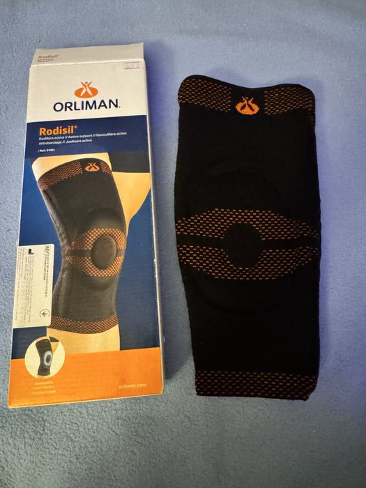 Ортез на колінний суглоб із гнучкими шарнірами