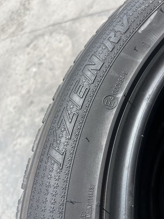 Шини 215/60 R17 Kumho IZEN Asymmetric резина бу зима