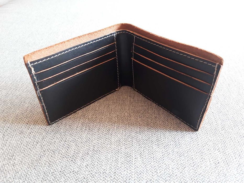 Carteira ZARA MAN em pele genuína.