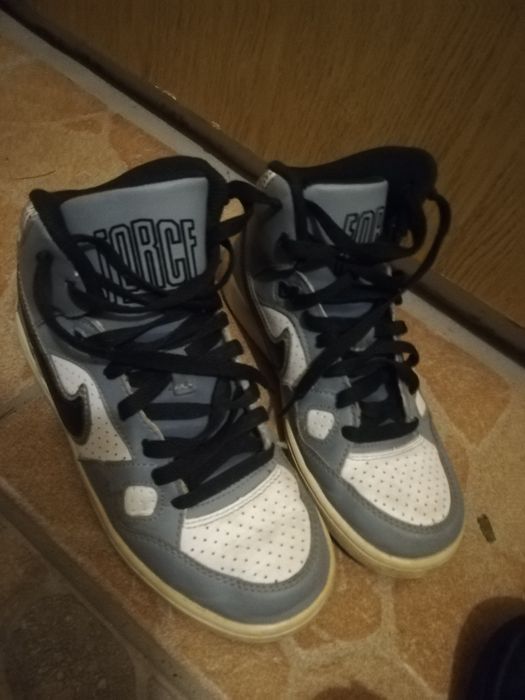 Dobre firmowe buty damskie